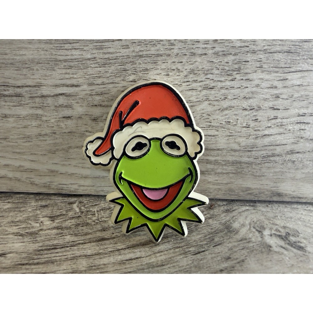 1979 Jim Henson Kermit the Frog Christmas Pin - Kermit in Santa Claus Hat